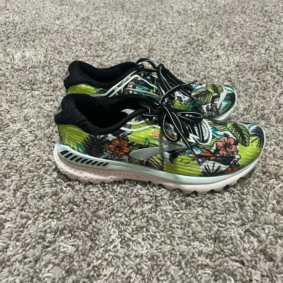Brooks Adrenaline 20 | Women | Size 8 | Barely Worn - Picture 7 of 9